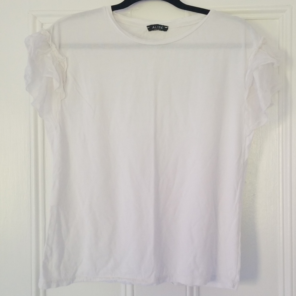 White short sleeve shirt